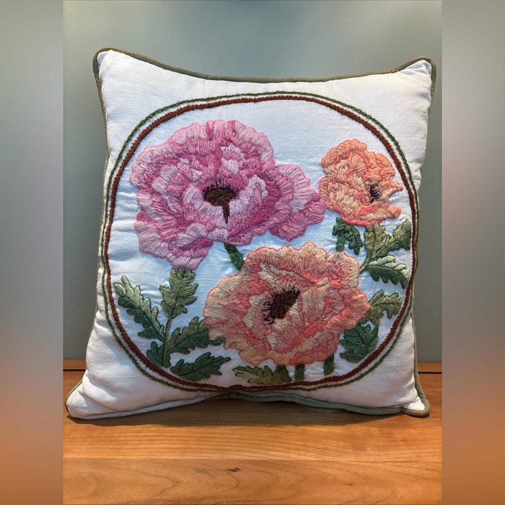 Vintage Current Poppies Crewel Embroidery Pillow 15x15 1980s